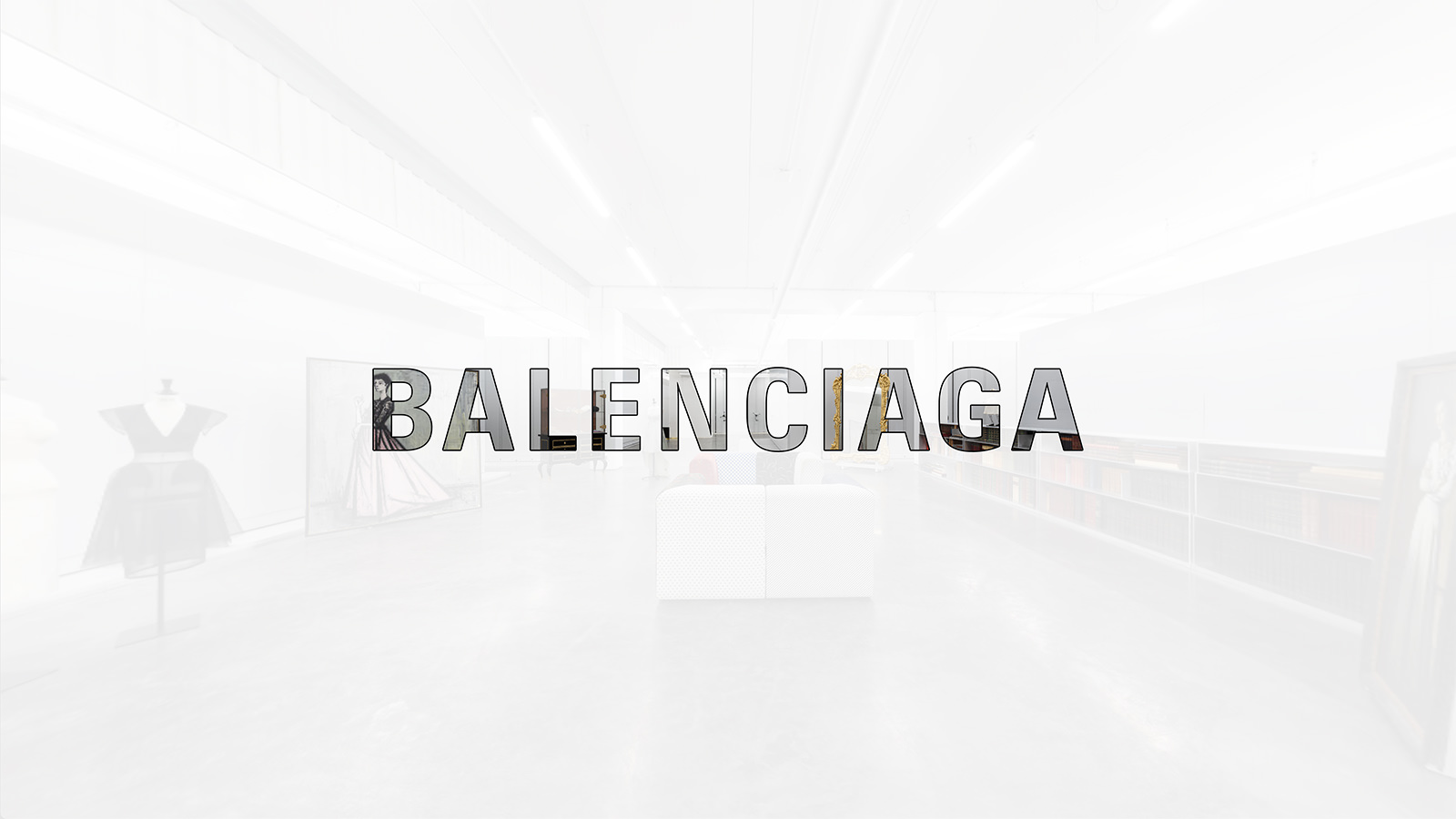 Visite virtuelle Balenciaga — Cliquez pour explorer les réserves en 360°